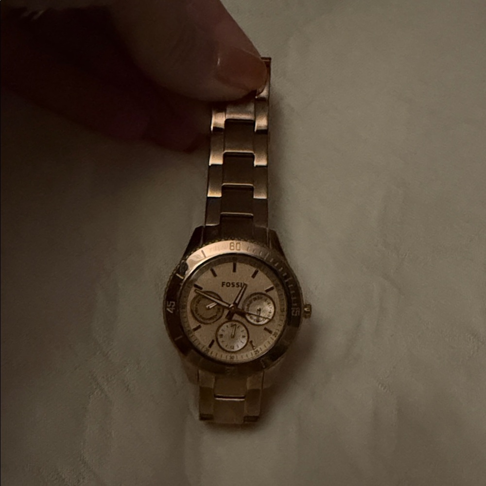 Fossil women’s rose Gold Tone Chronograph Bracelet Watch